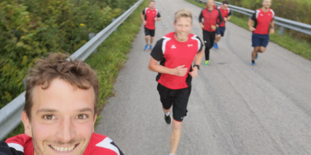 CADS Laufgruppe mit CADS Sportshirts